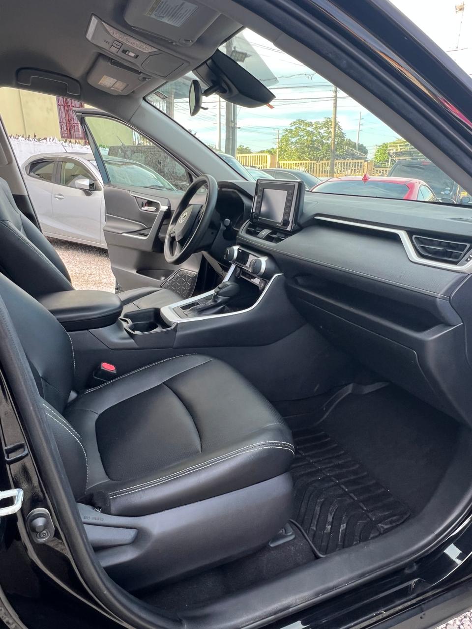 TOYOTA RAV4 XLE 2021 — foto 14