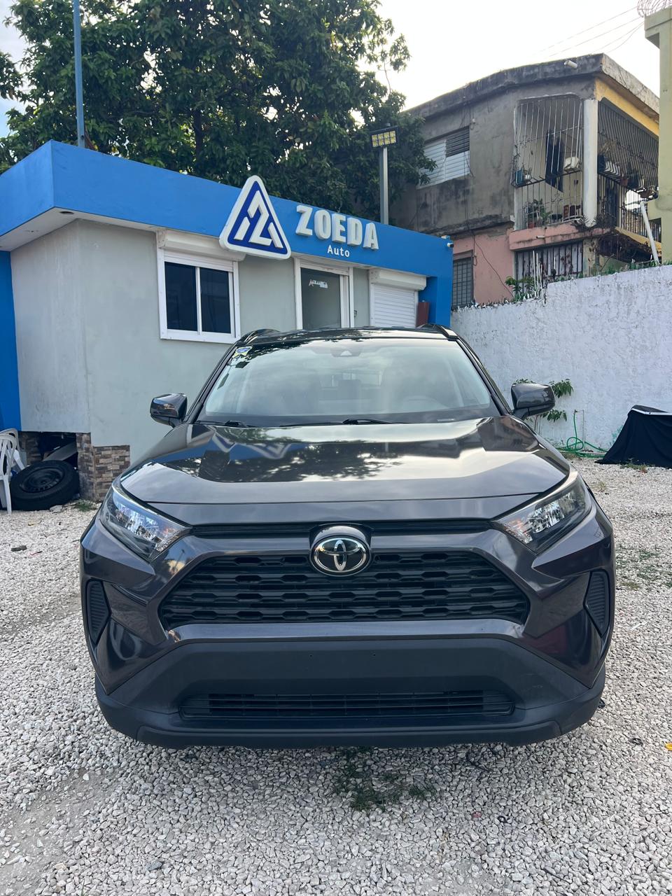 TOYOTA RAV4 LE 2021