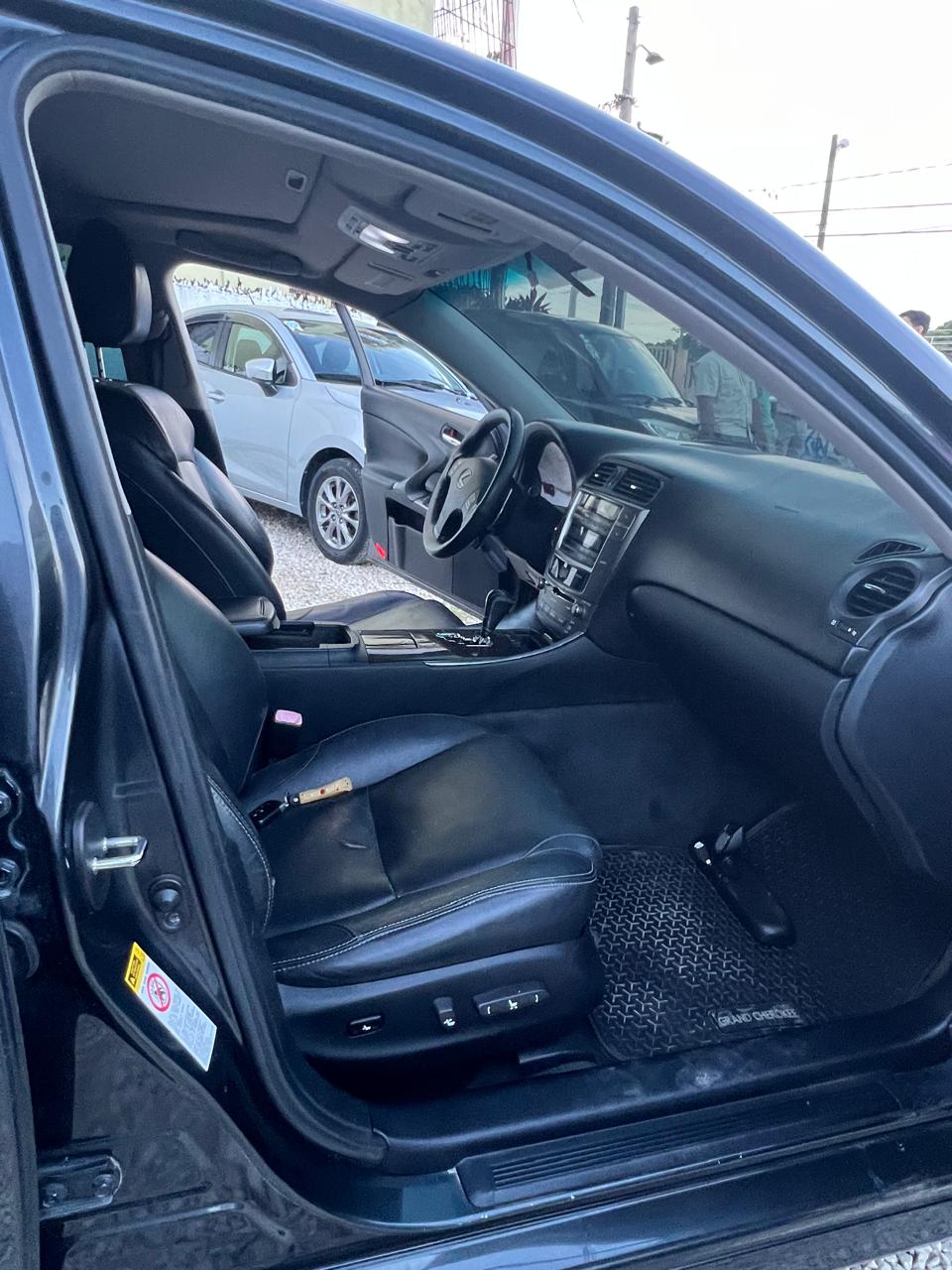 LEXUS IS250 2009 — foto 15