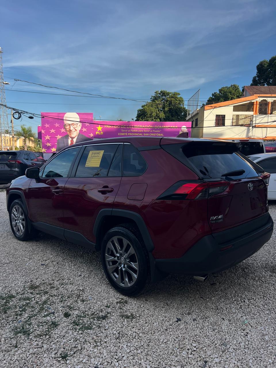 TOYOTA RAV4 LE 2022 — foto 2