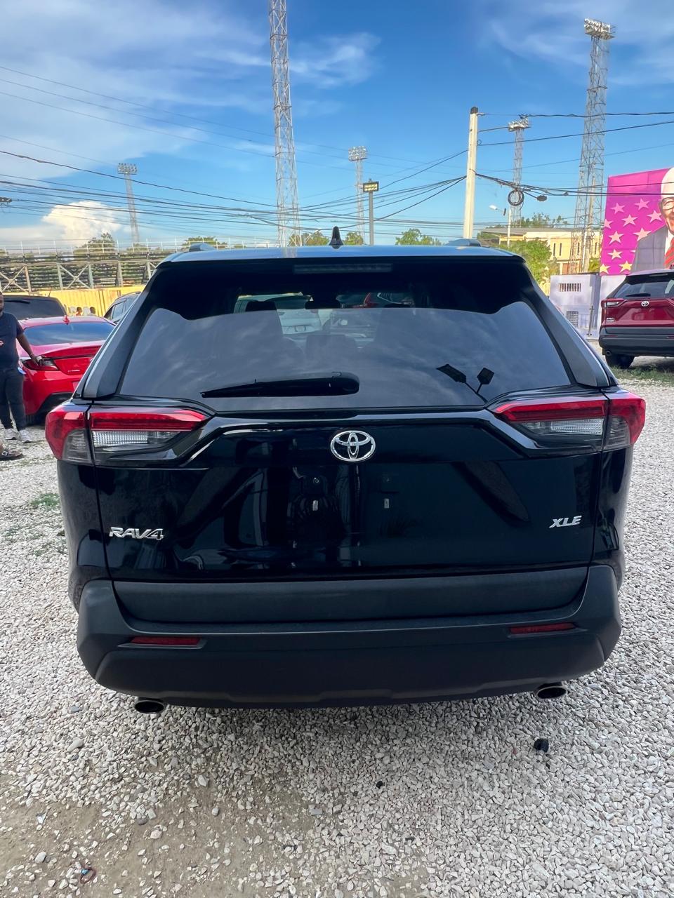 TOYOTA RAV4 XLE 2021 — foto 10