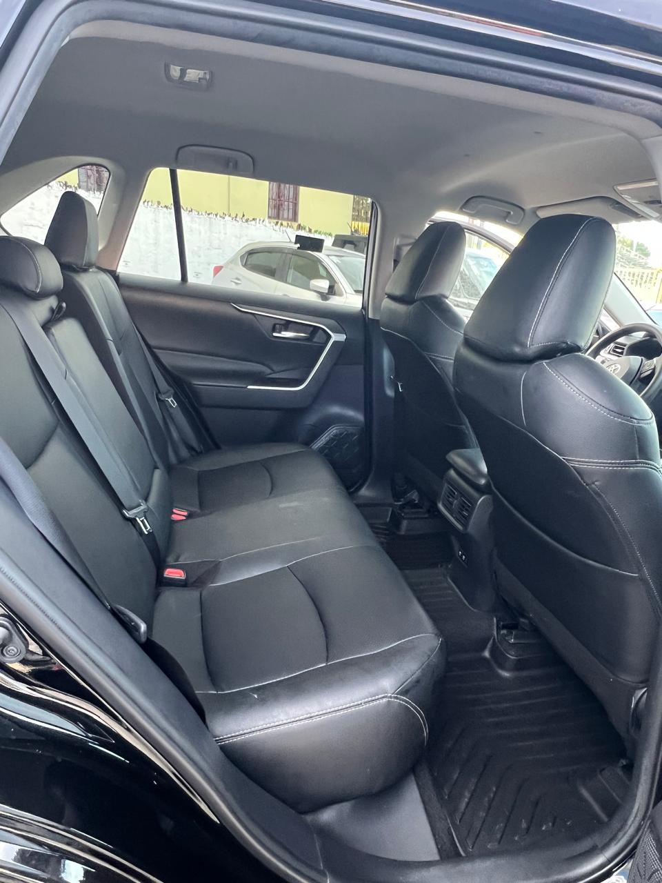 TOYOTA RAV4 XLE 2021 — foto 15