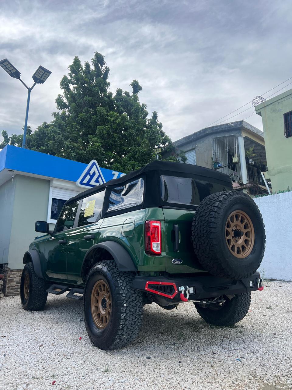 Ford Bronco 2022 — foto 2